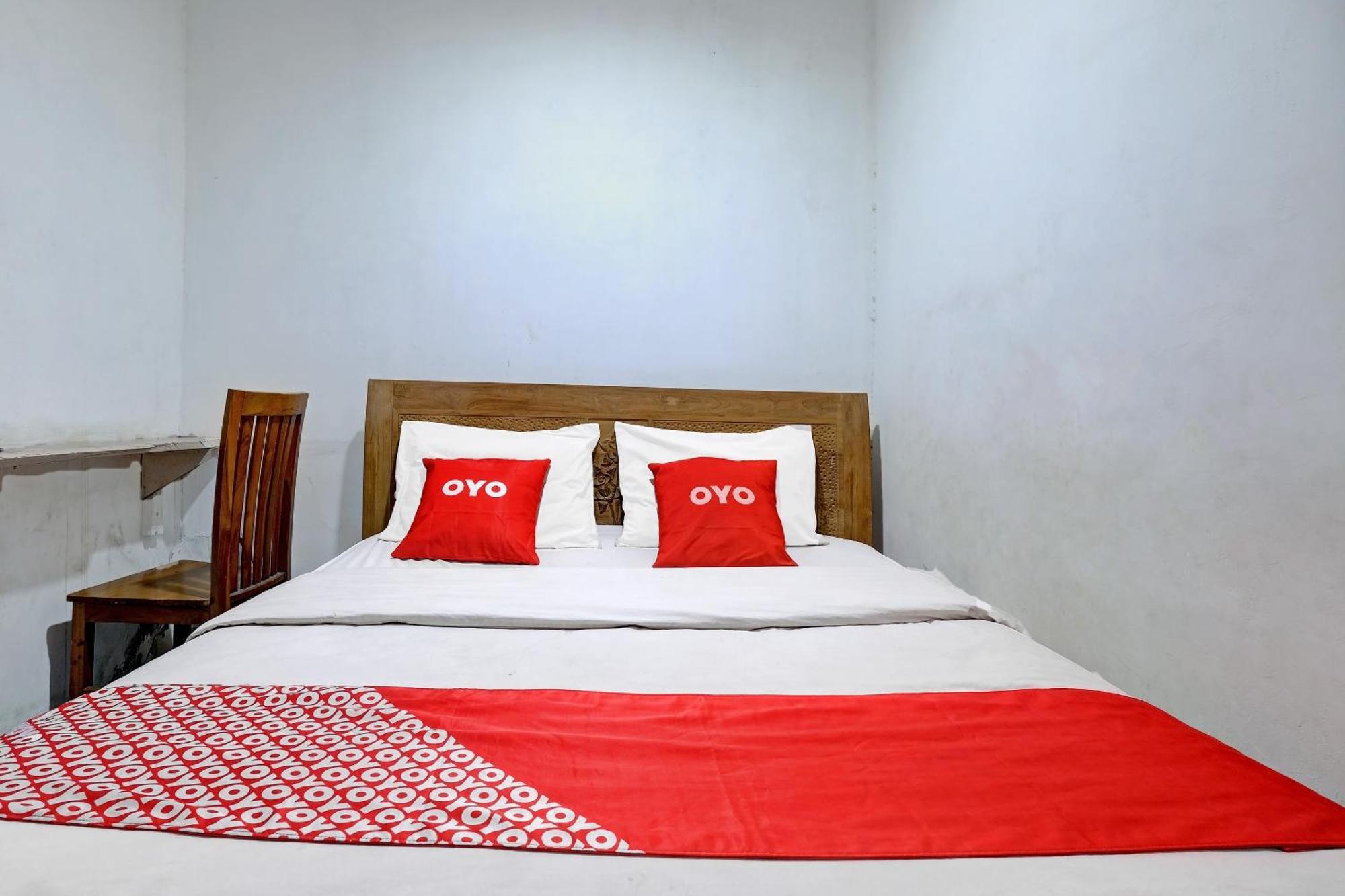 Oyo Life 92877 Hotel Rainbow 7296 三宝垄 外观 照片