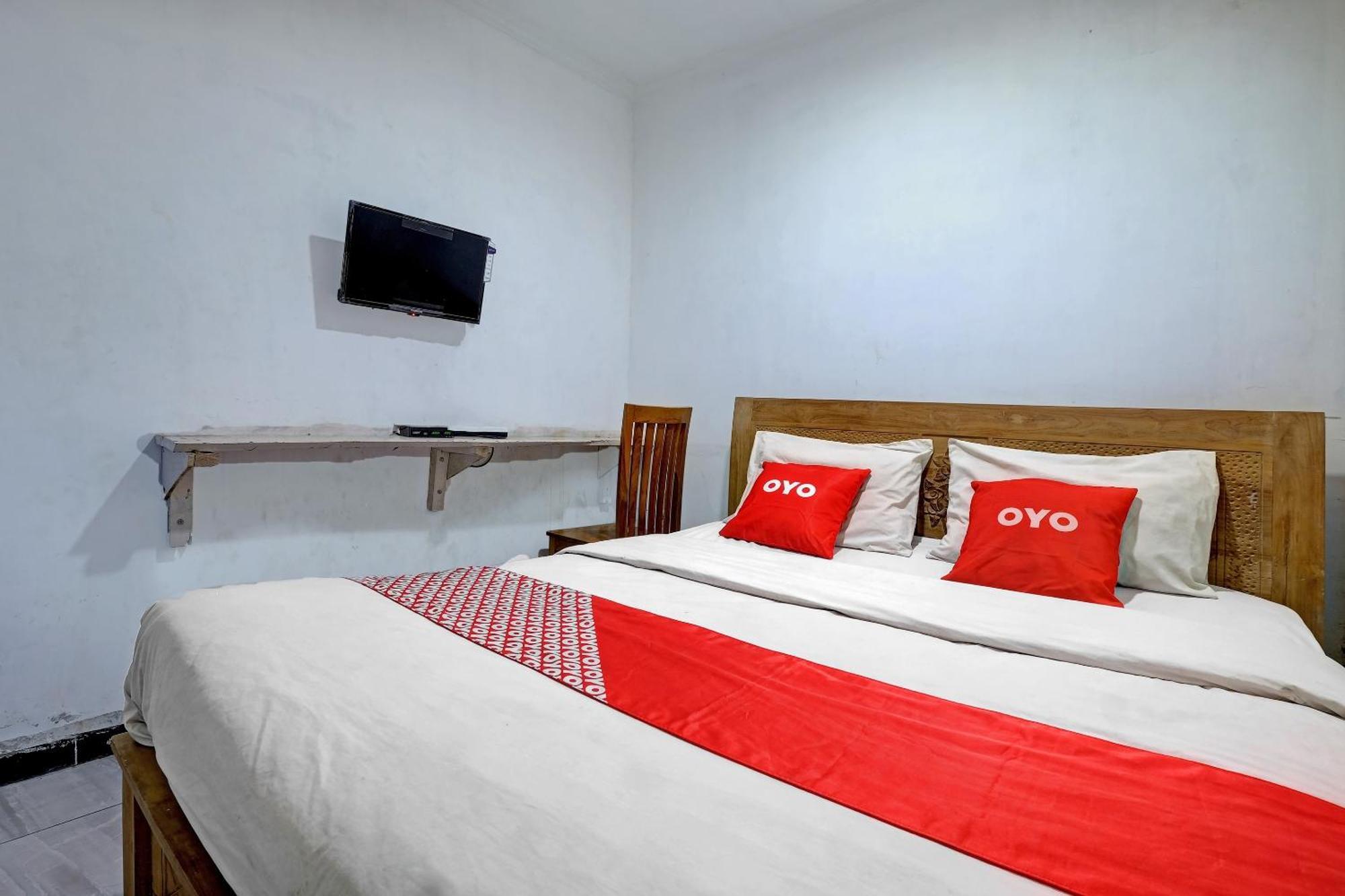 Oyo Life 92877 Hotel Rainbow 7296 三宝垄 外观 照片