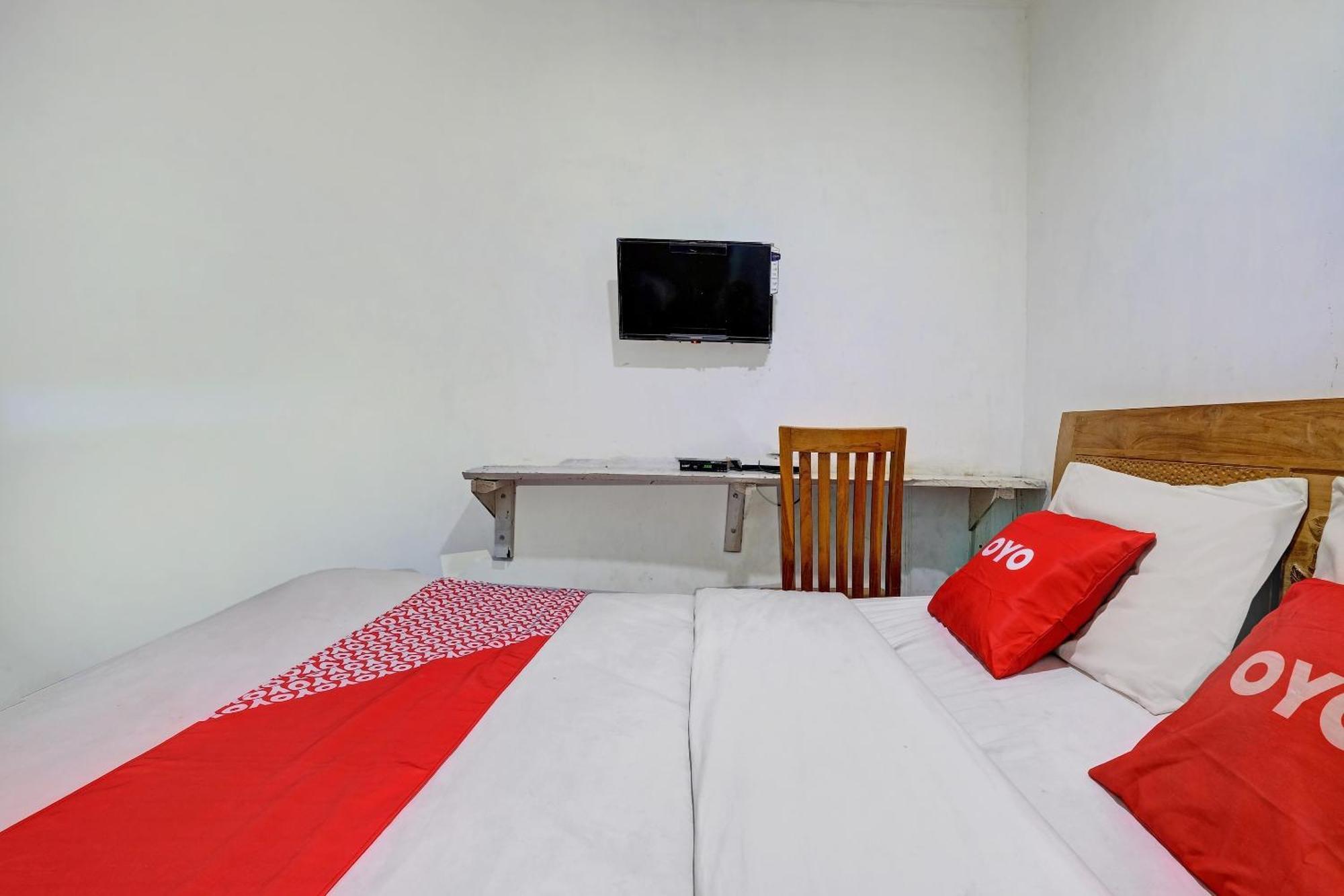 Oyo Life 92877 Hotel Rainbow 7296 三宝垄 外观 照片